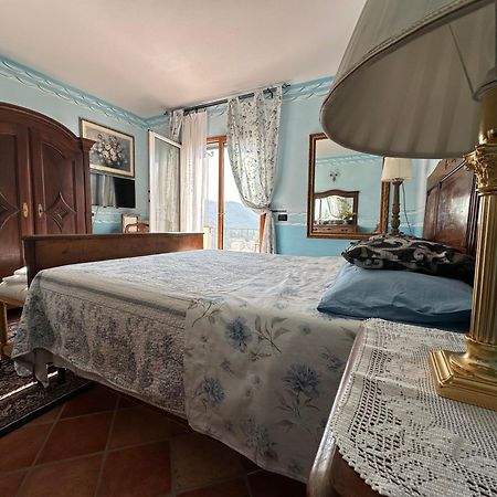 Villa Anna Torria Екстер'єр фото