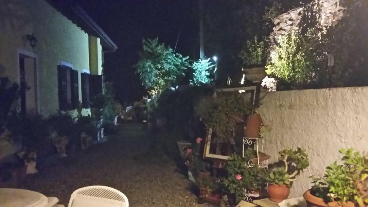 Villa Anna Torria Екстер'єр фото